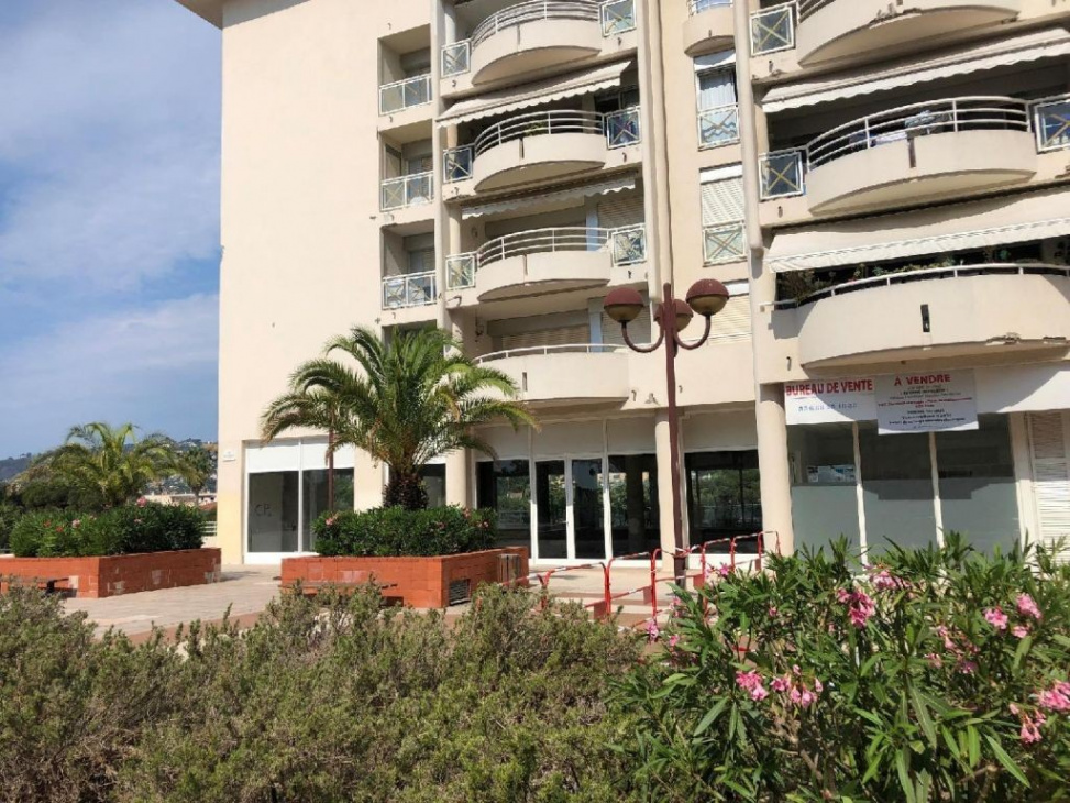 Century 21 CCE, LOCATION Bureaux / Locaux, réf : 1934 / 715580