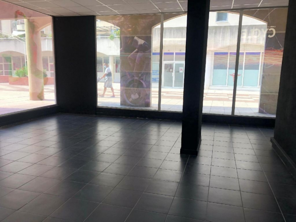 Century 21 CCE, LOCATION Bureaux / Locaux, réf : 1934 / 715584