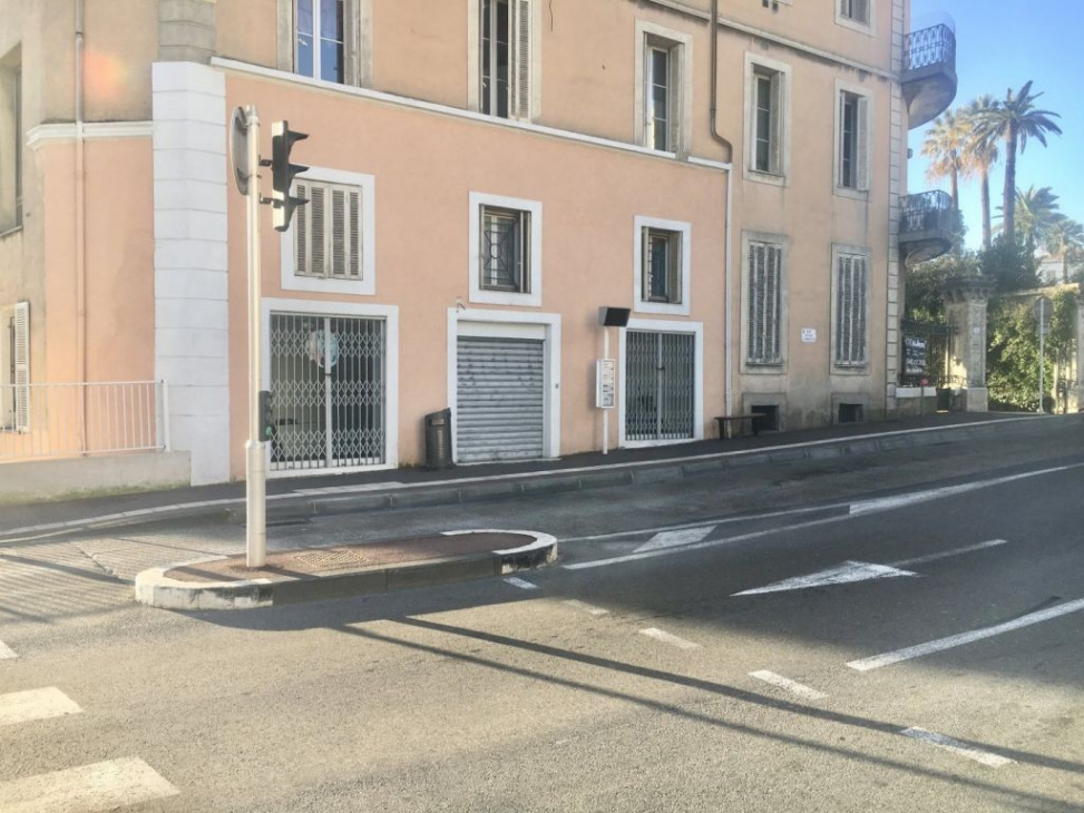 Century 21 CCE, LOCATION Bureaux / Locaux, réf : 1934 / 722406
