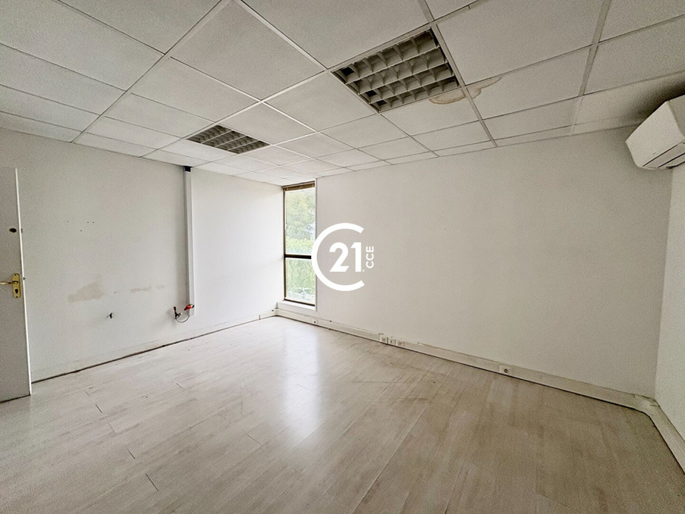 Century 21 CCE, LOCATION Bureaux / Locaux, réf : 1934 / 724320