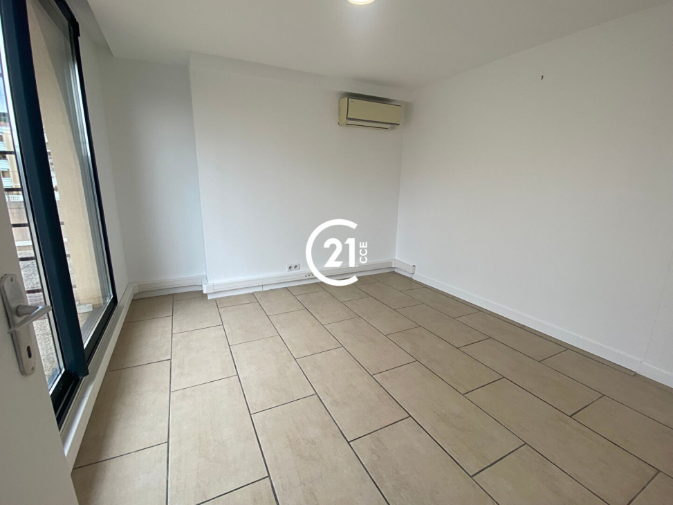 Century 21 CCE, LOCATION Bureaux / Locaux, réf : 1934 / 724391