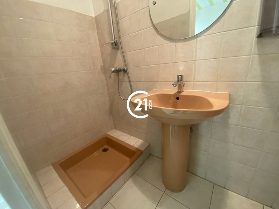 Century 21 CCE, LOCATION Bureaux / Locaux, réf : 1934 / 724487