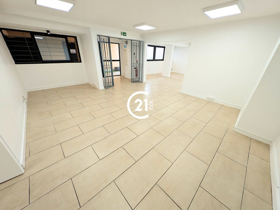 Century 21 CCE, LOCATION Bureaux / Locaux, réf : 1934 / 724804