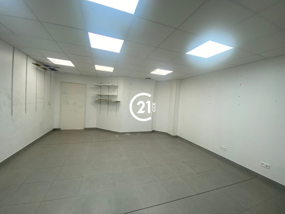 Century 21 CCE, LOCATION Bureaux / Locaux, réf : 1934 / 724885