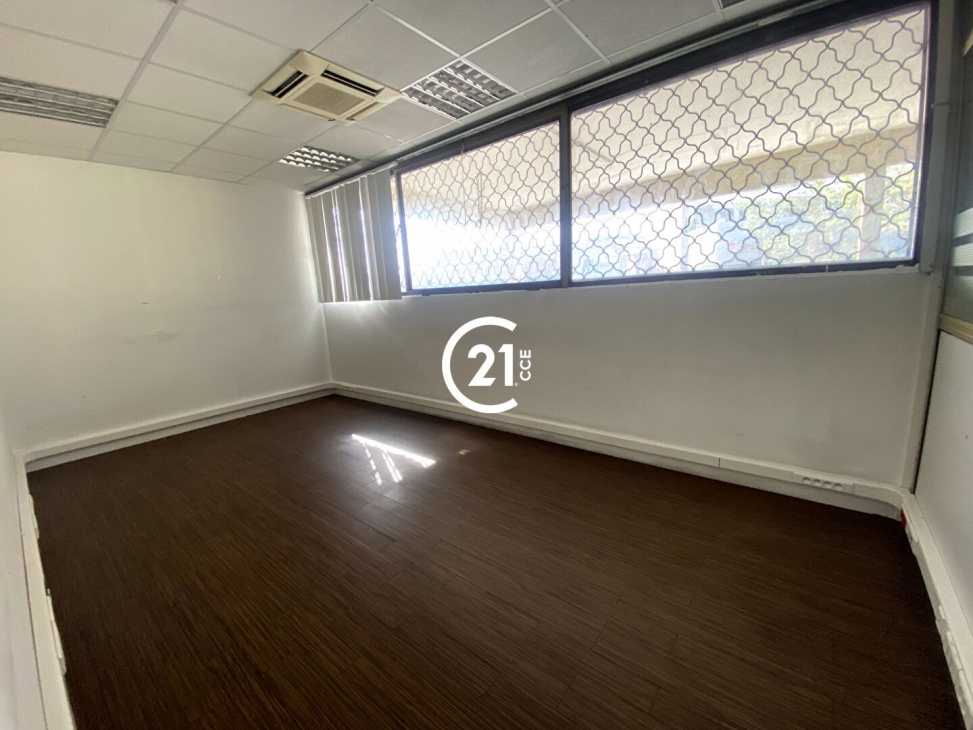 Century 21 CCE, LOCATION Bureaux / Locaux, réf : 1934 / 725415
