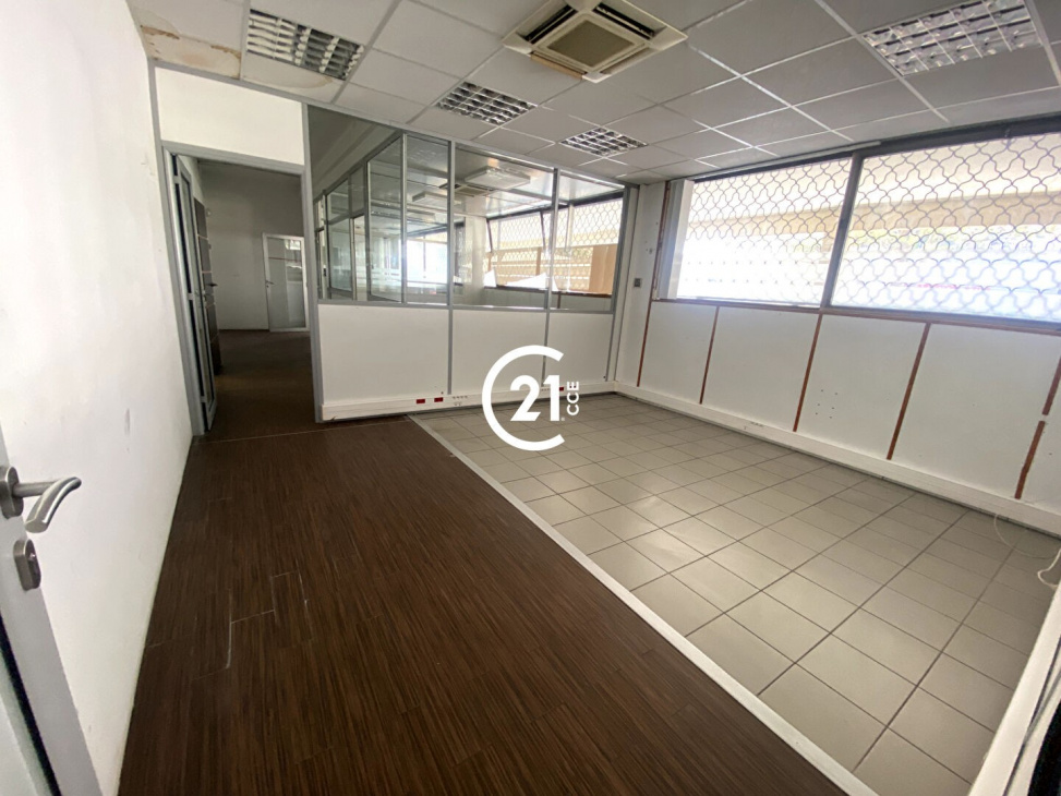 Century 21 CCE, LOCATION Bureaux / Locaux, réf : 1934 / 725415