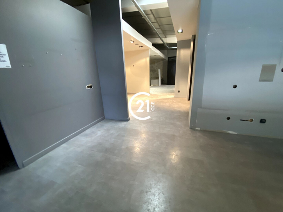 Century 21 CCE, LOCATION Bureaux / Locaux, réf : 1934 / 725689