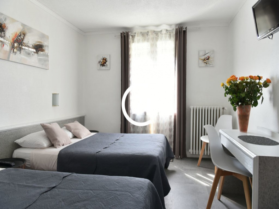 Century 21 CCE, VENTE Bureaux / Locaux, réf : 1934 / 725094