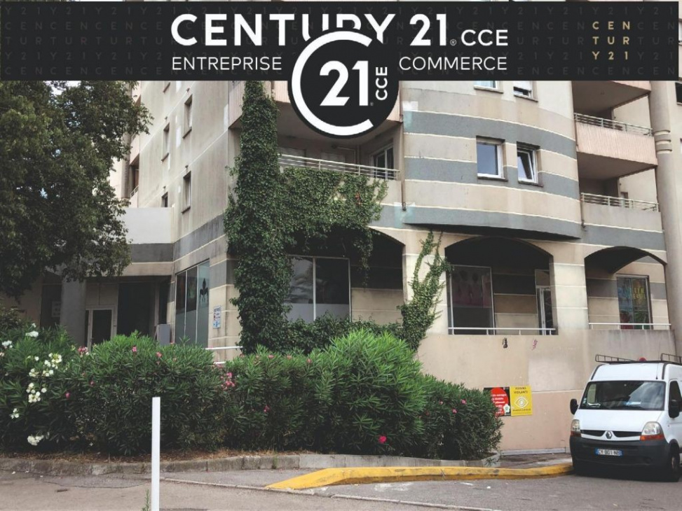 Location bureau, local JUAN LES PINS