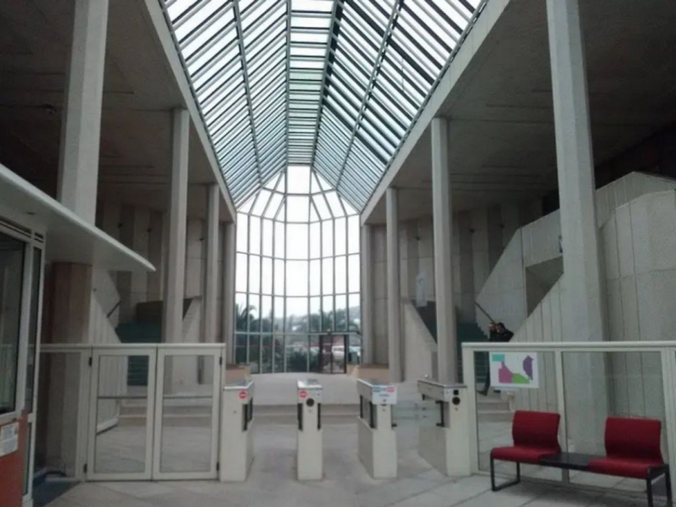 Location bureau, local CANNES